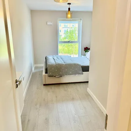 Aderrig Modern Homestay Quarto em Acomodações Particulares